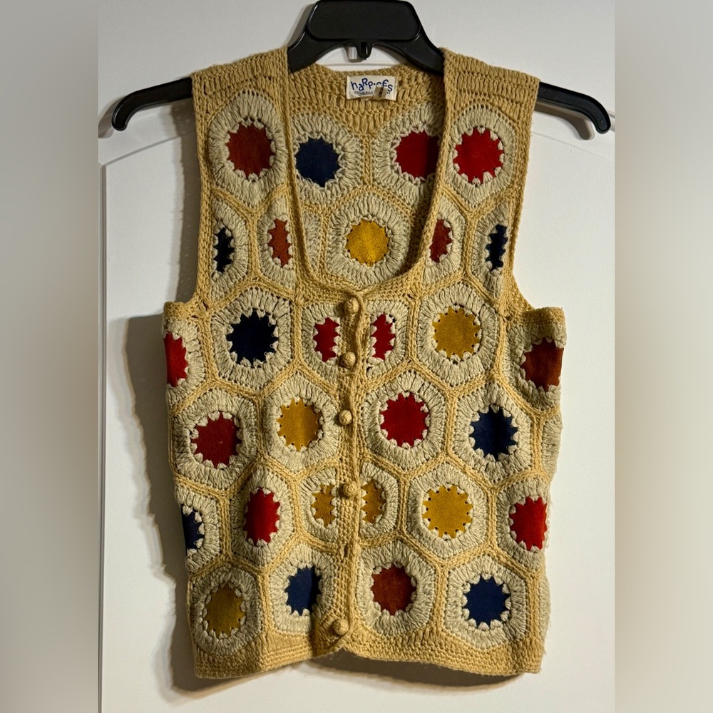 Harpees Crochet Sweater Vest Medium Tan Multi Vintage Boho 70s Grannycore Hippie